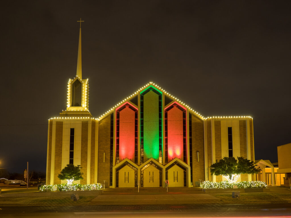 commercial christmas lighting installation
